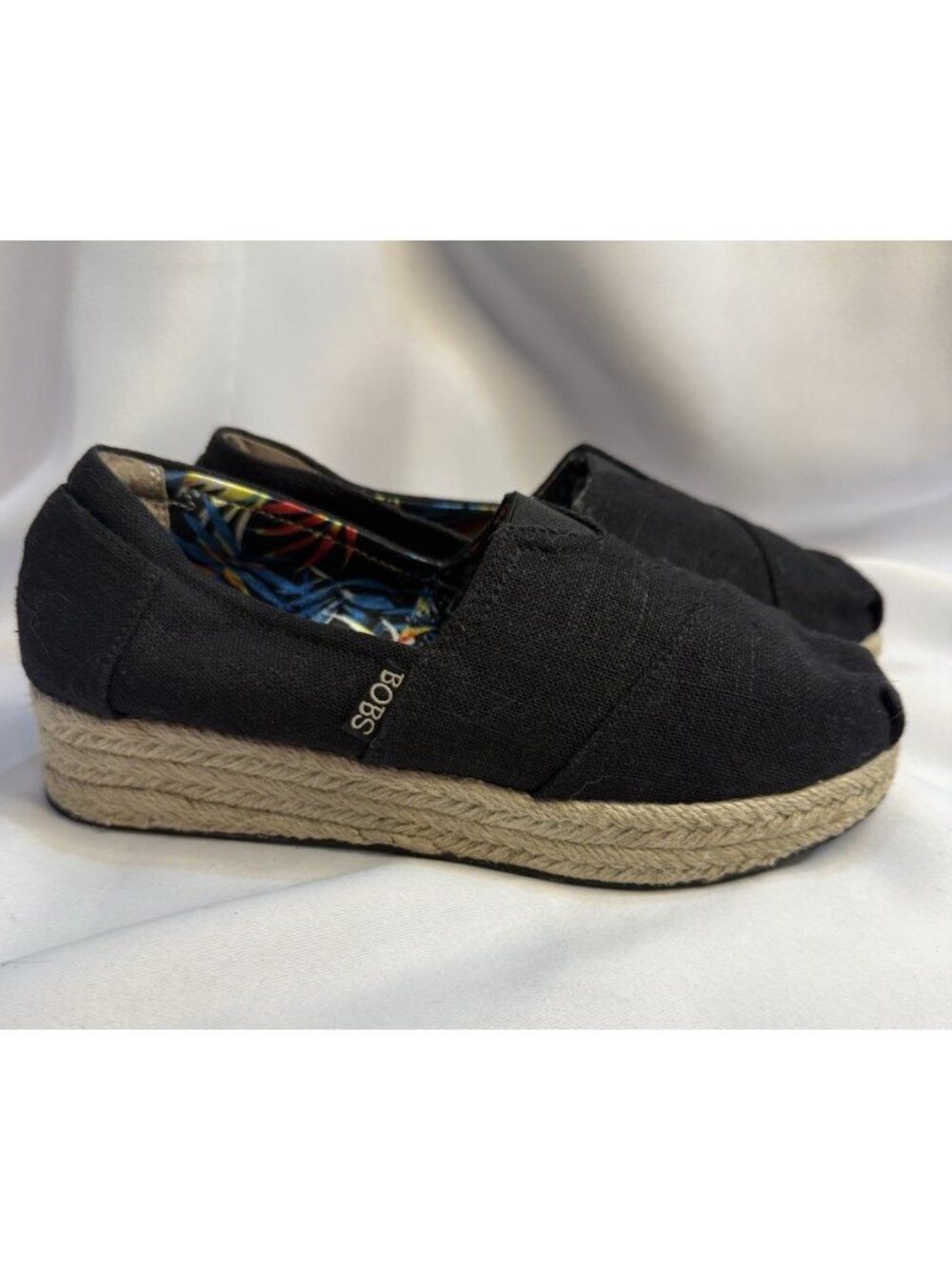 Bobs Skechers Size 7 Women’s Espadrilles Black Memory Foam Wedge Shoes Summer